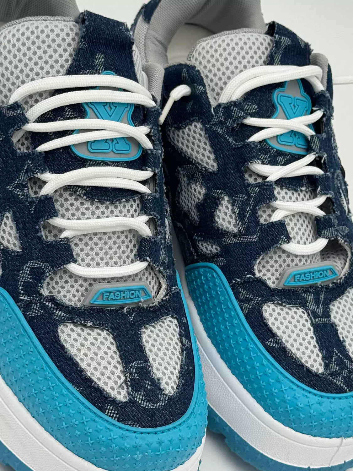 Louis Vuitton Skate (blue denim)
