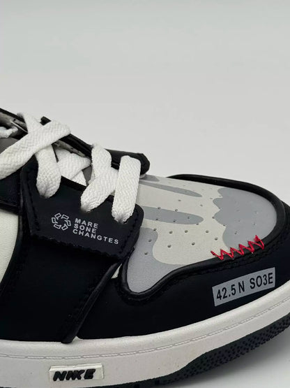 Nike Dunk Low Prank "Black Accent"