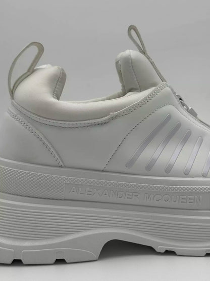 Alexander McQueen Tread Slick (W)