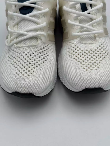 Adidas Ultraboost (navy accents)