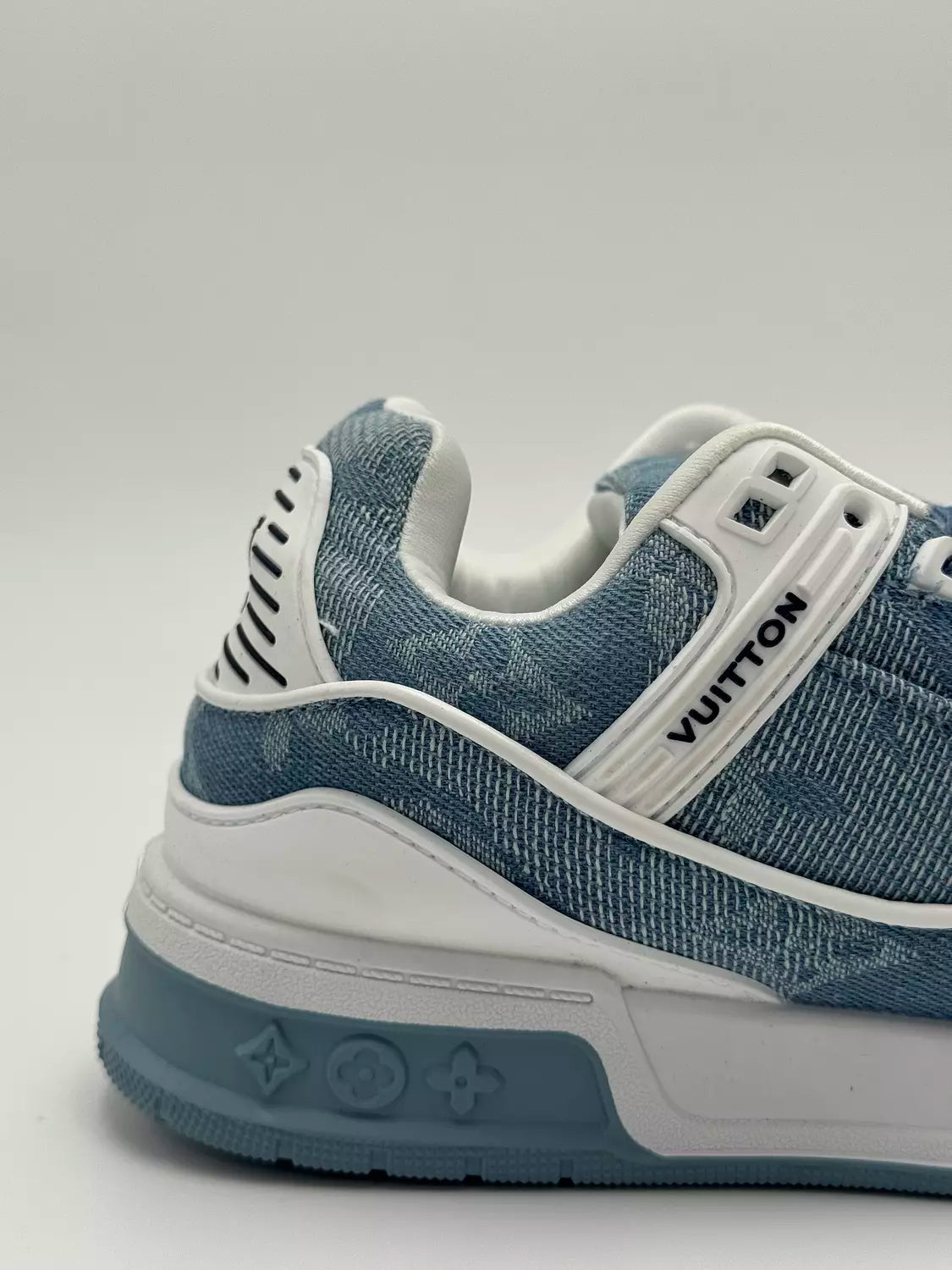 Louis Vuitton LV Trainer "white accent" (h)