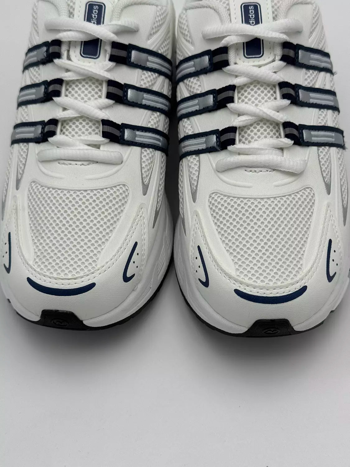 Adidas Adistar Cushion "Navy Accent"