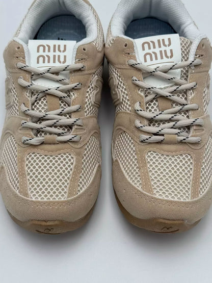 New Balance 530 SL Miu Miu "cream tint"