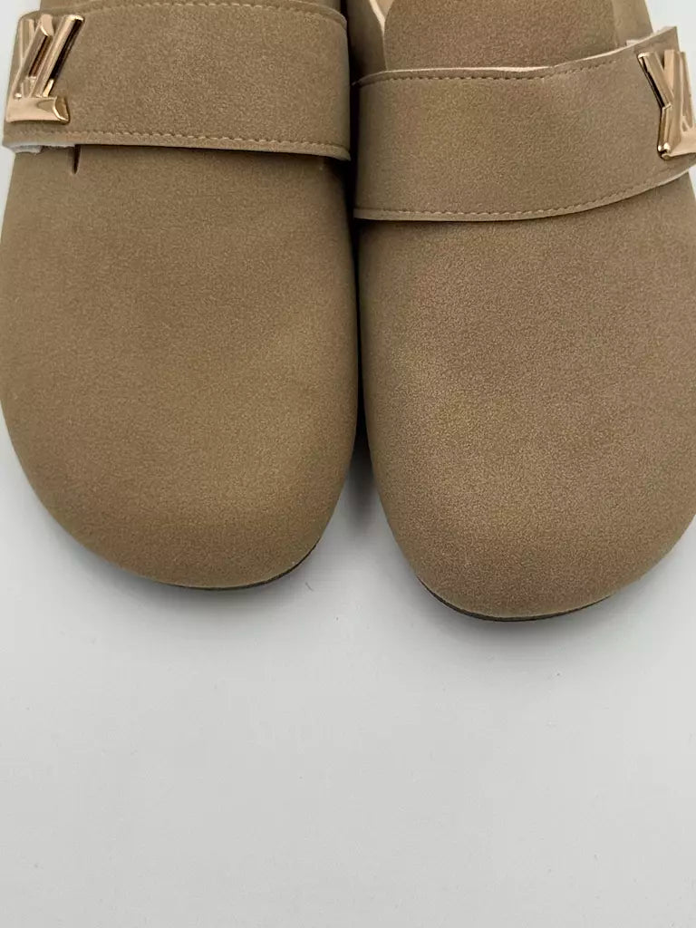 Louis Vuitton X MUI MUI Mules "