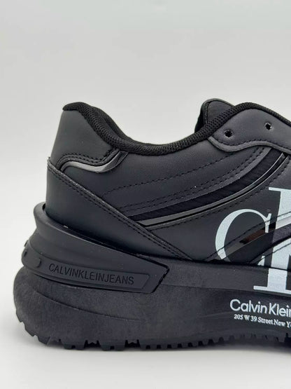 Calvin Klein Sporty Runner "Black"