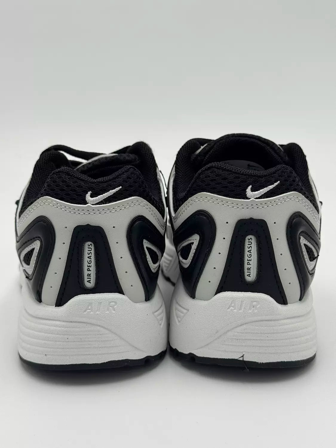Nike Air Pegasus 2K5 "Grey/Black"