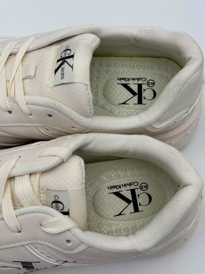 Calvin Klein Sporty Runner "Beige"