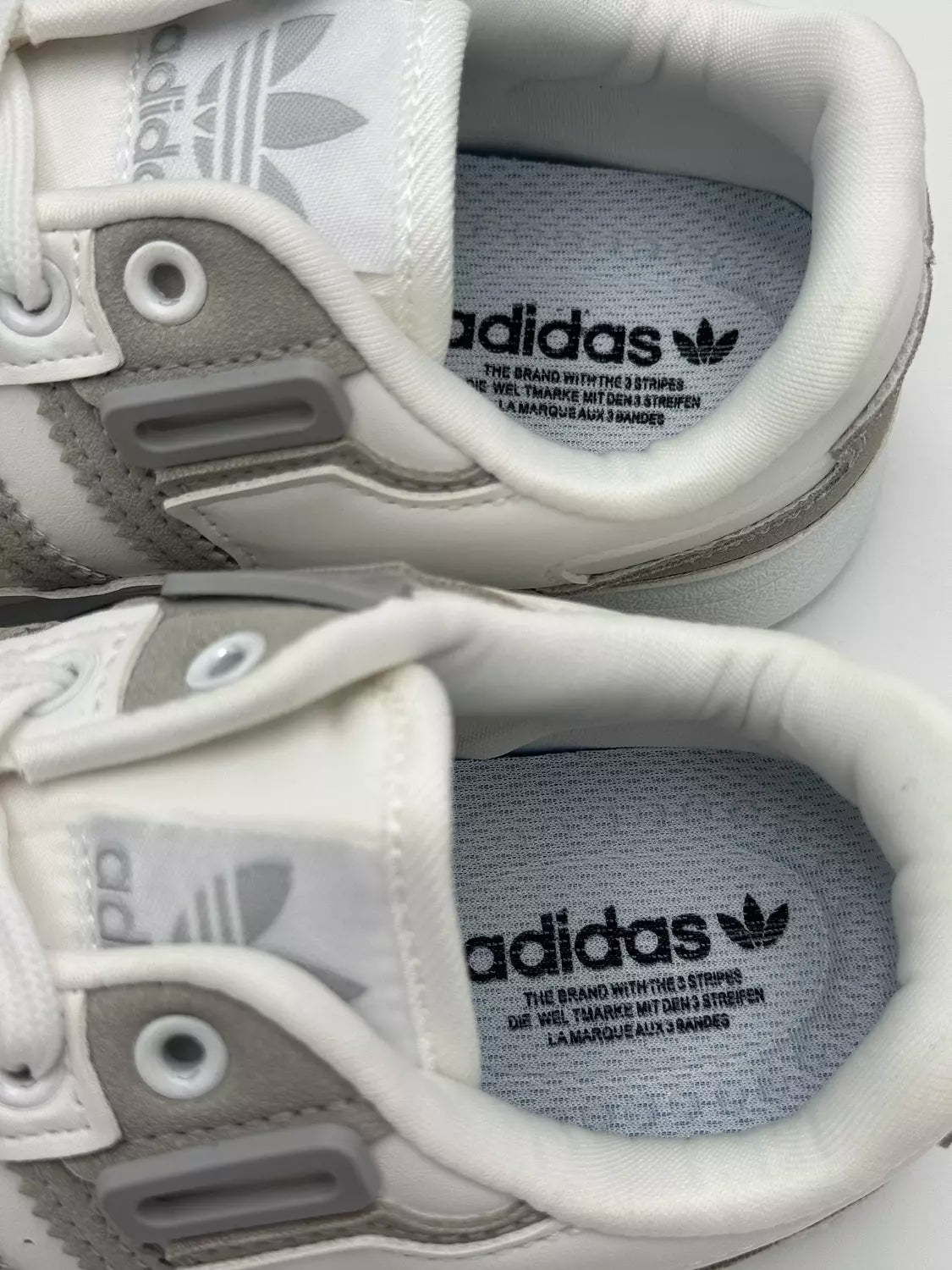 Adidas Forum 84 "Silber Pebble"
