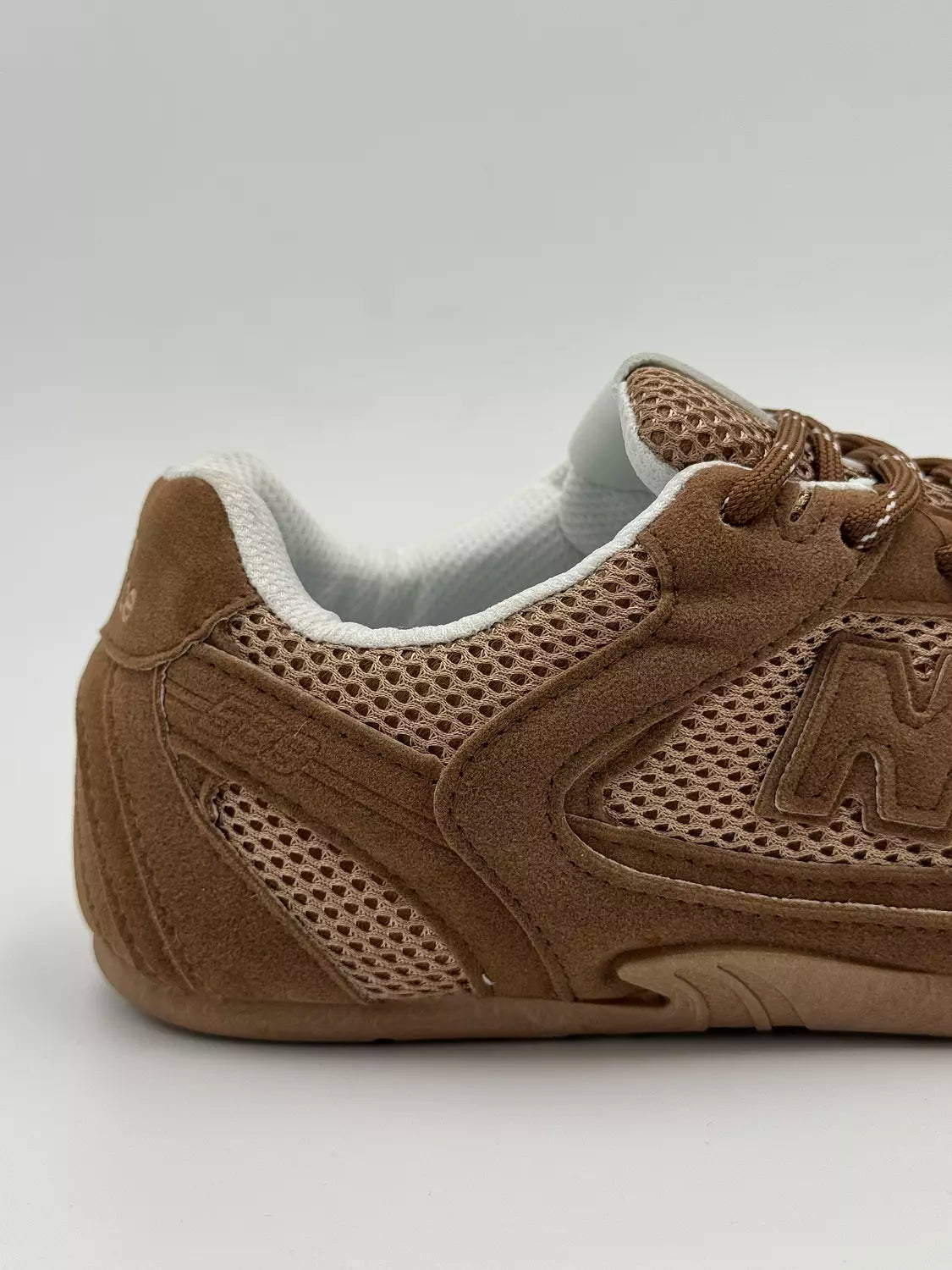 New Balance x Miu Miu 530 (Brown)