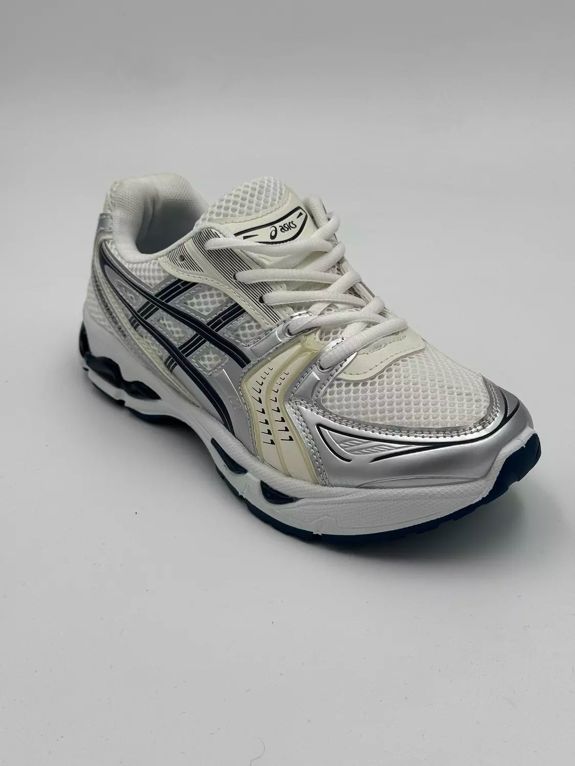 ASICS GEL-Kayano (N)