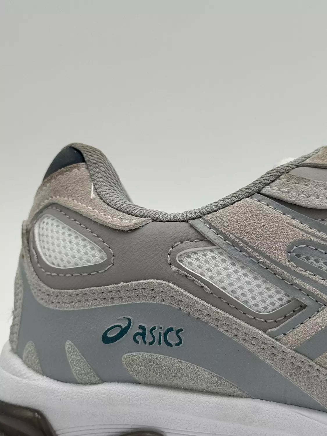 ASICS Gel-NYC "grey colorway"
