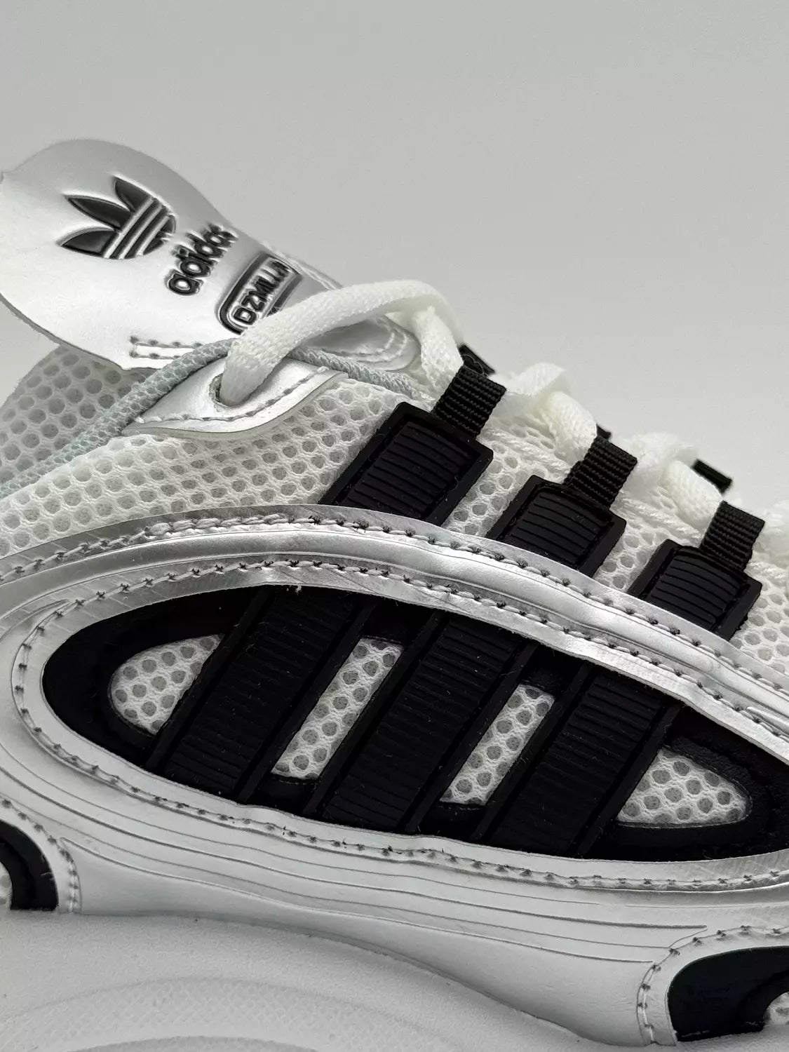Adidas Ozmillen (WXSXB)