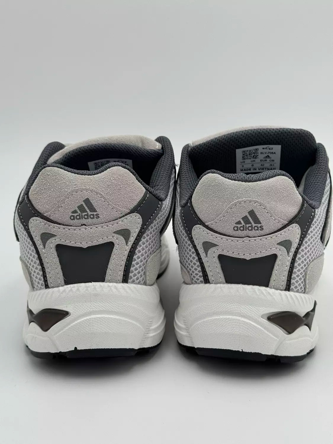 Adidas Response CL "gray"