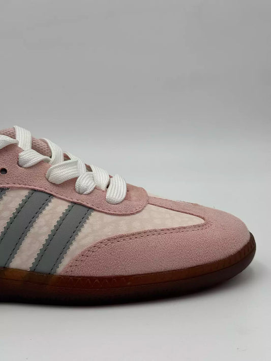 Adidas Samba OG (pink colorway)