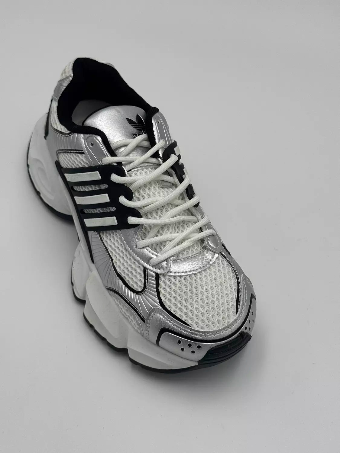 Adidas XLG Runner (Silver)