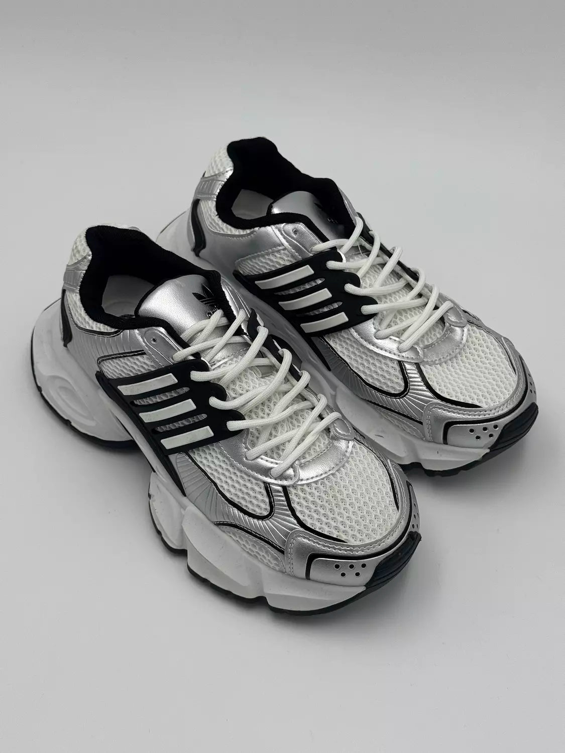 Adidas XLG Runner (Silver)