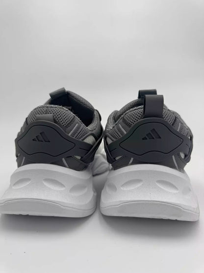 Adidas XLG Runner (W&G)