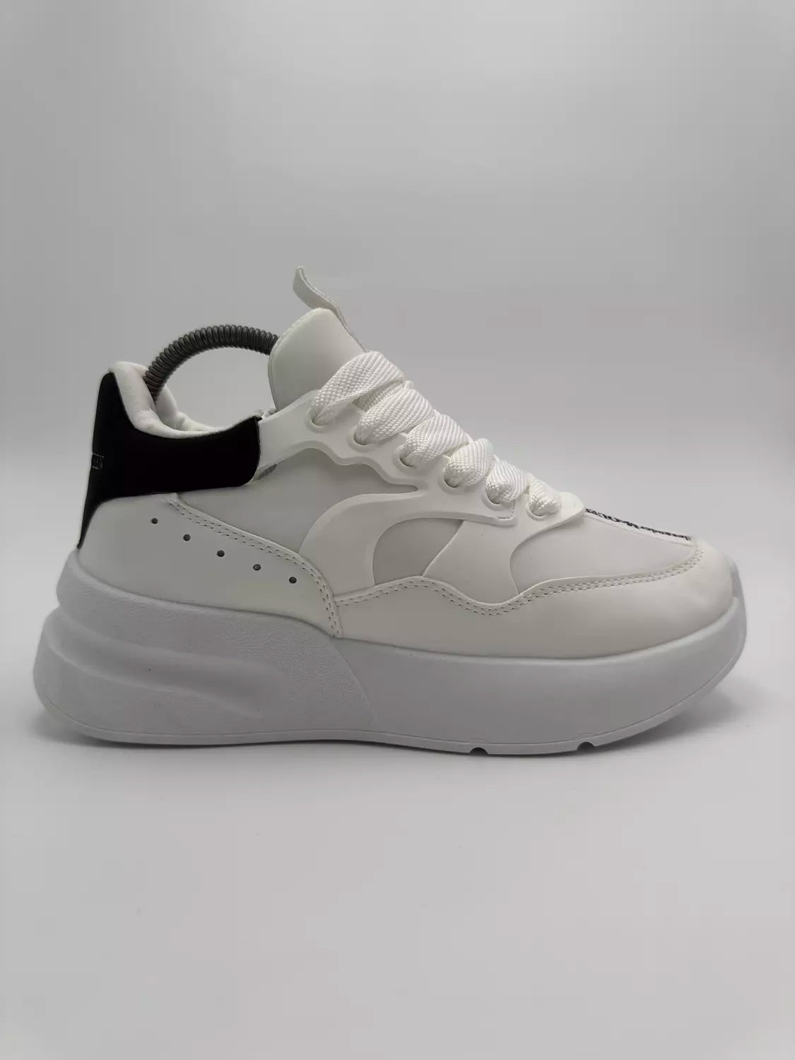 Alexander McQueen Oversized Runner "WXN"