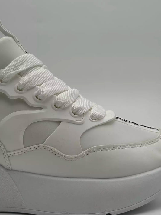 Alexander McQueen Oversized Runner "WXN"