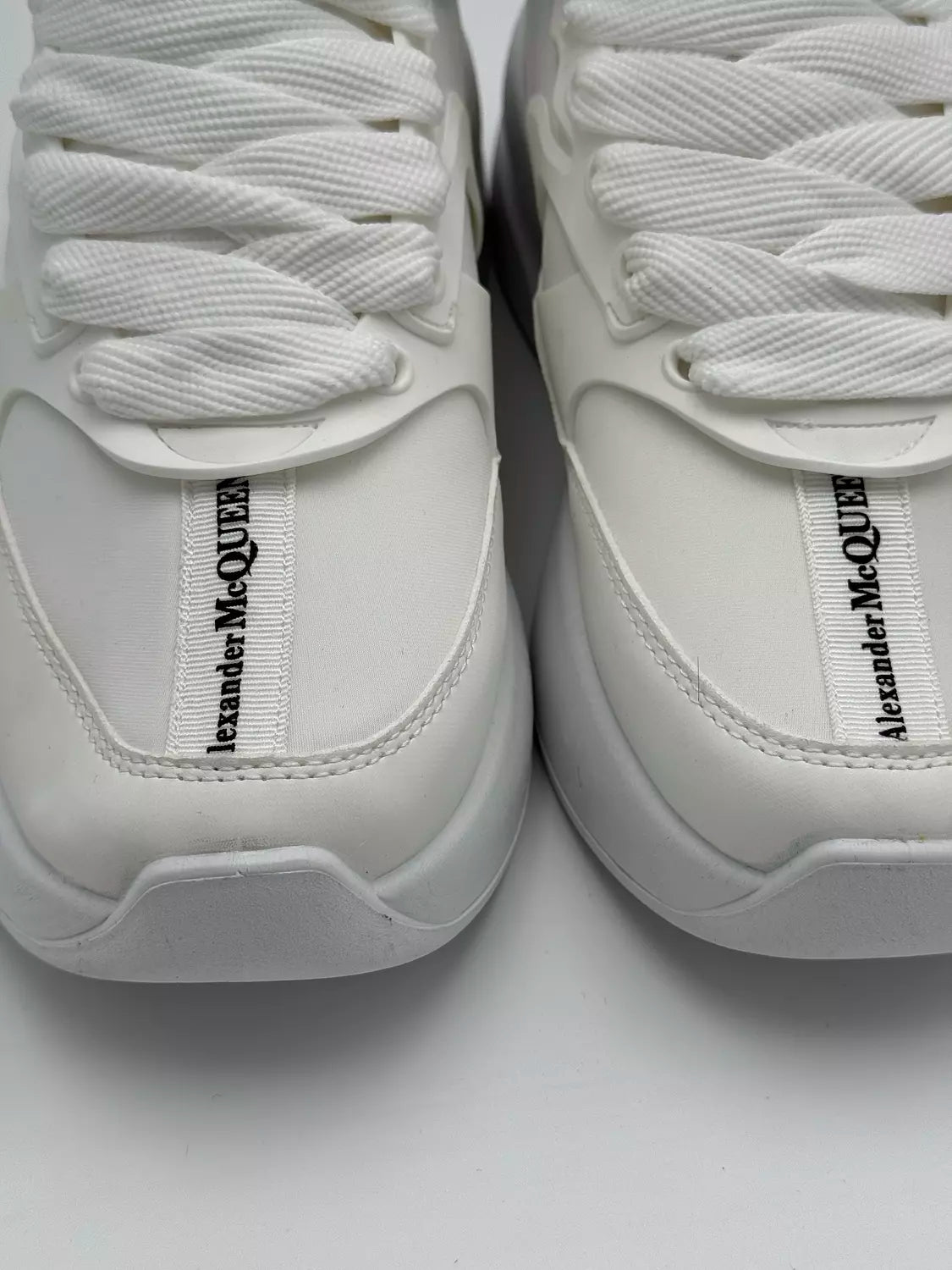 Alexander McQueen Oversized Runner "WXN"