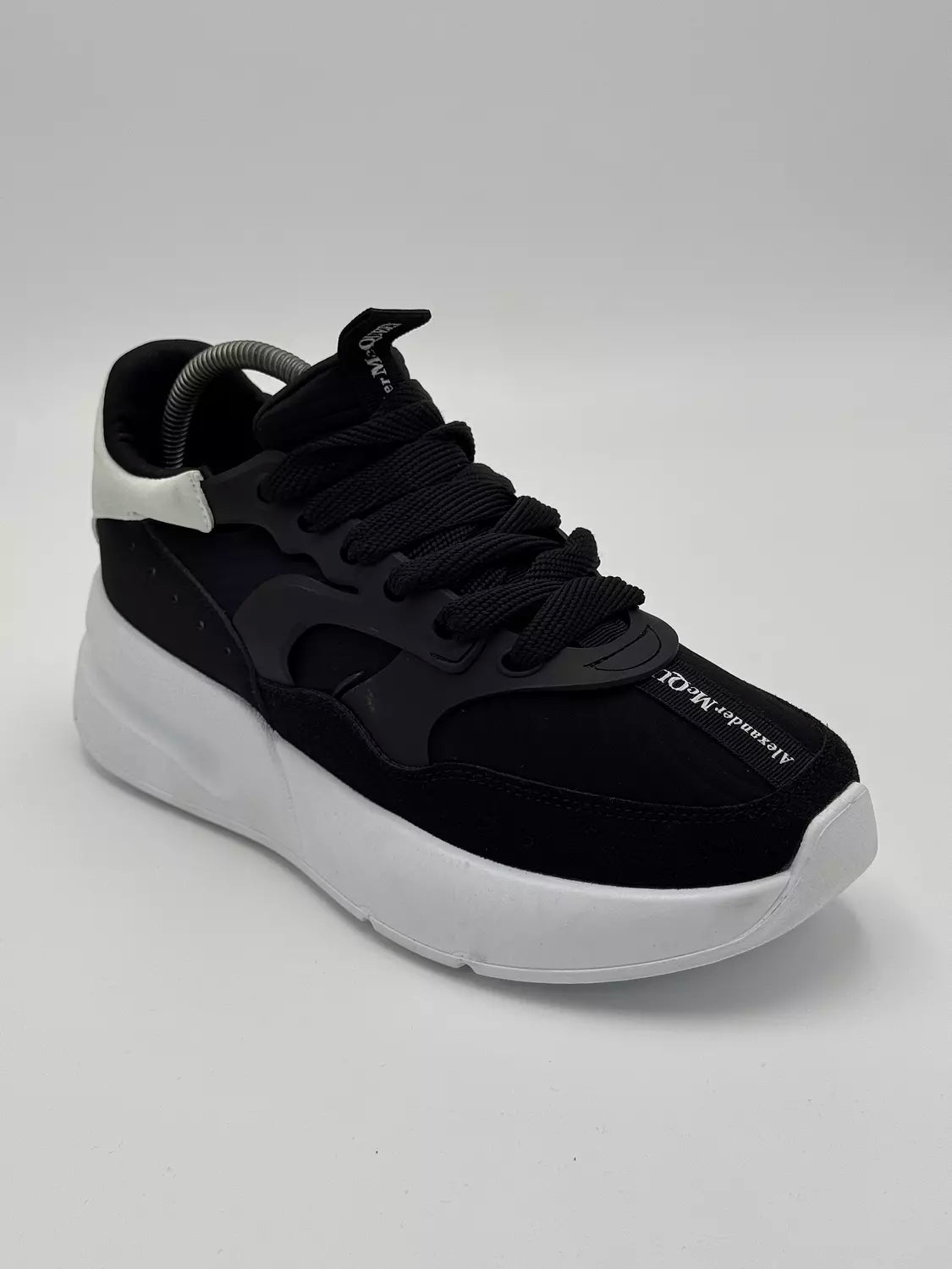 Alexander McQueen Oversized Runner (BXW)