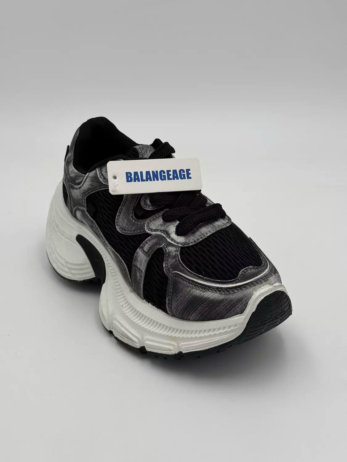 Balenciaga 10XL (BXG)