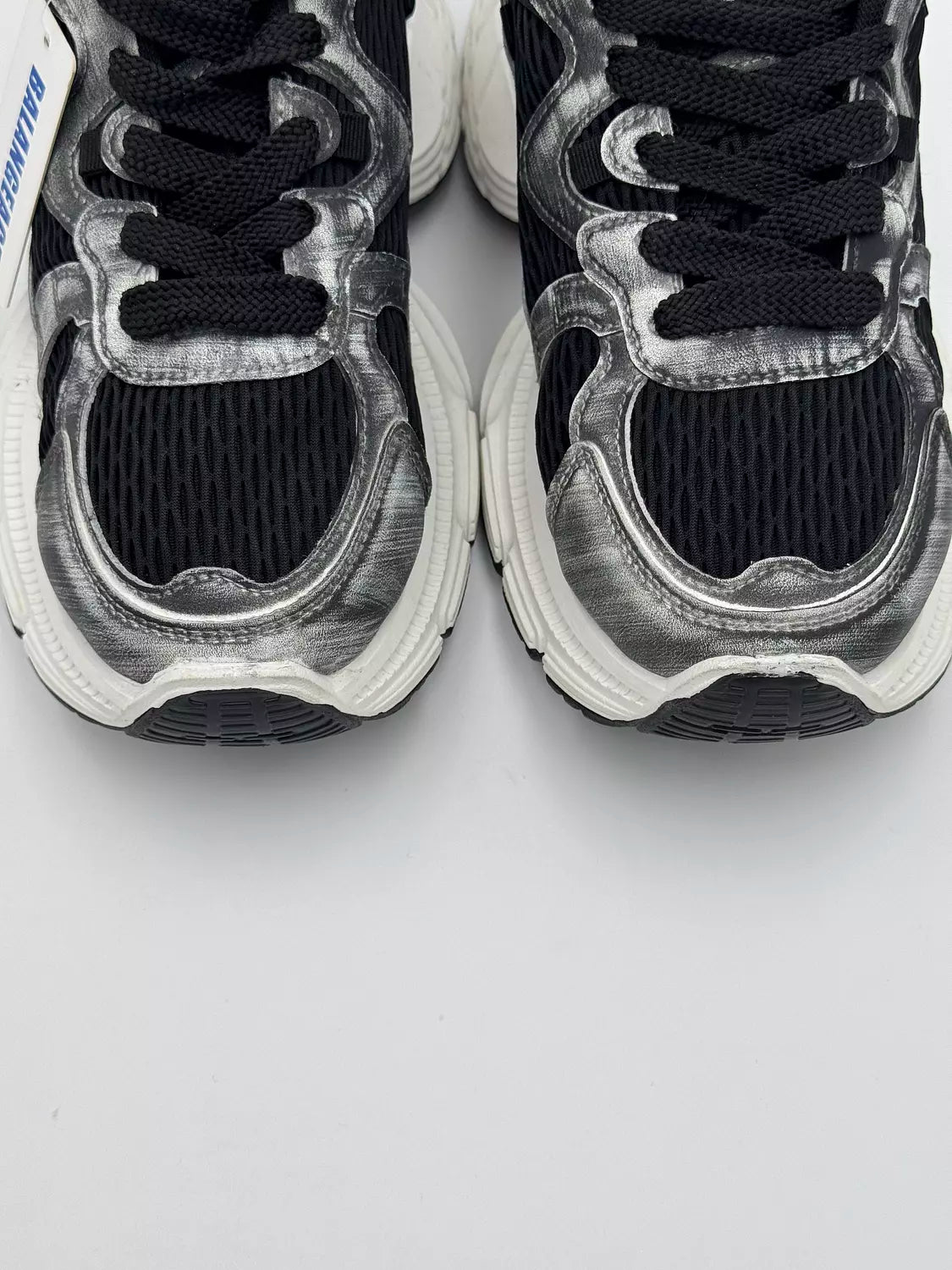 Balenciaga 10XL (BXG)