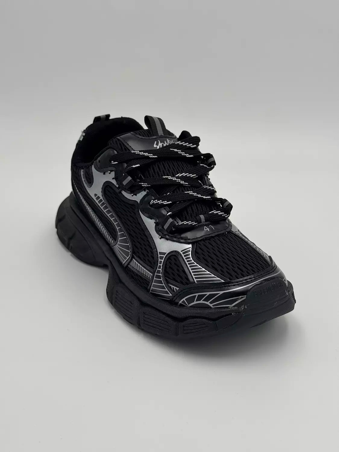 Balenciaga 3XL (BXS)