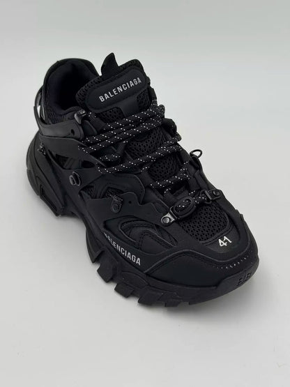 Balenciaga Track (SE)