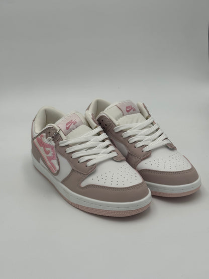 Nike SB Dunk (dark pink)