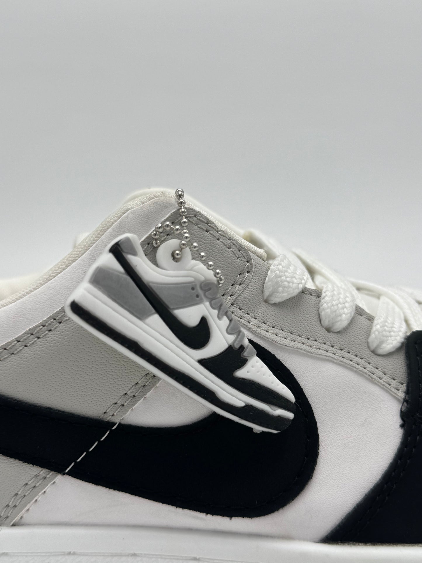 Nike SB Dunk (black and grey)