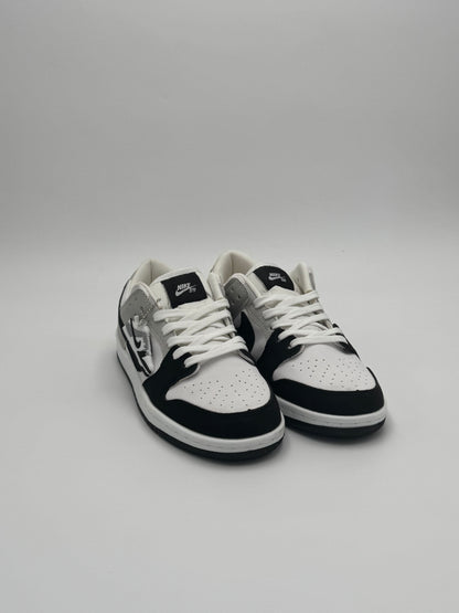 Nike SB Dunk (black and grey)