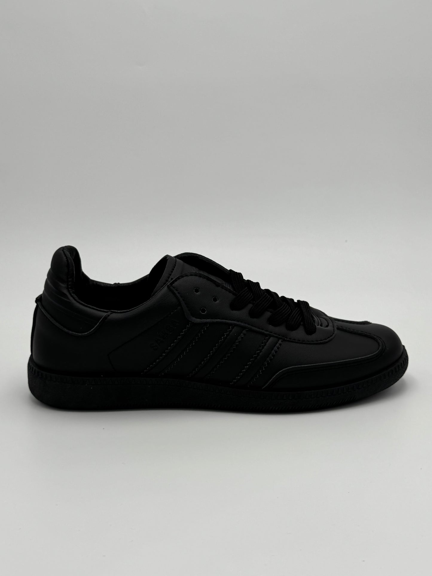 Adidas Samba "Black Cat"