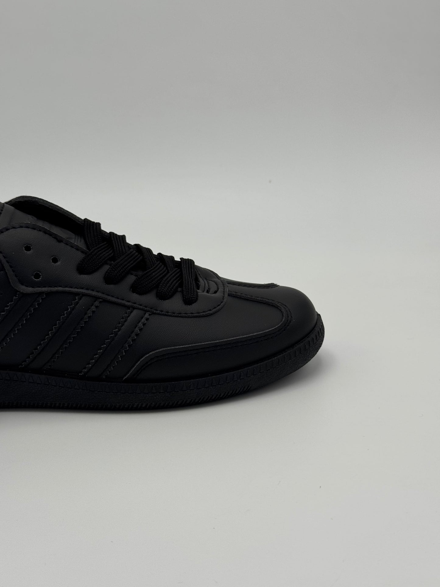 Adidas Samba "Black Cat"