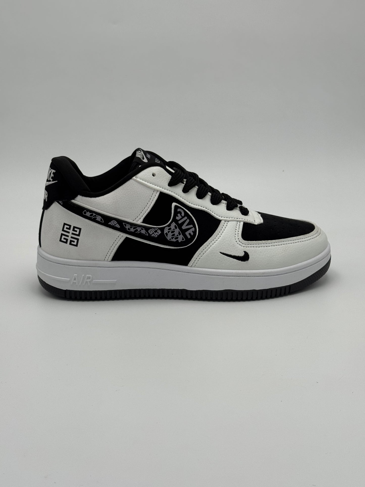 Nike AirForce 1 &Givenchy "GIVE"