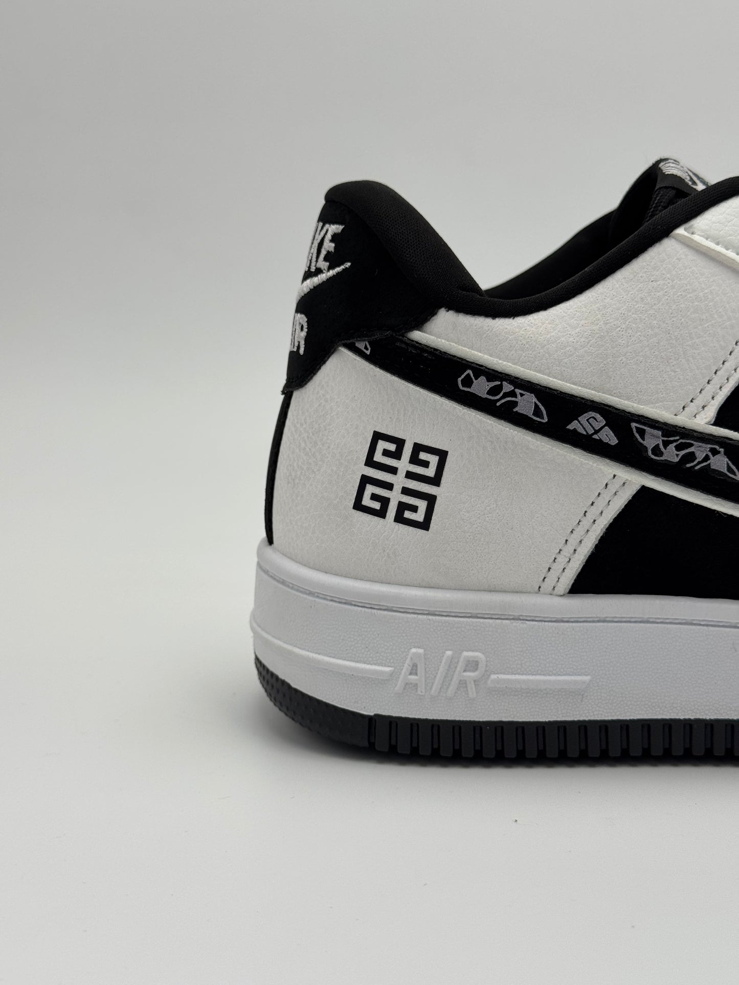 Nike AirForce 1 &Givenchy "GIVE"