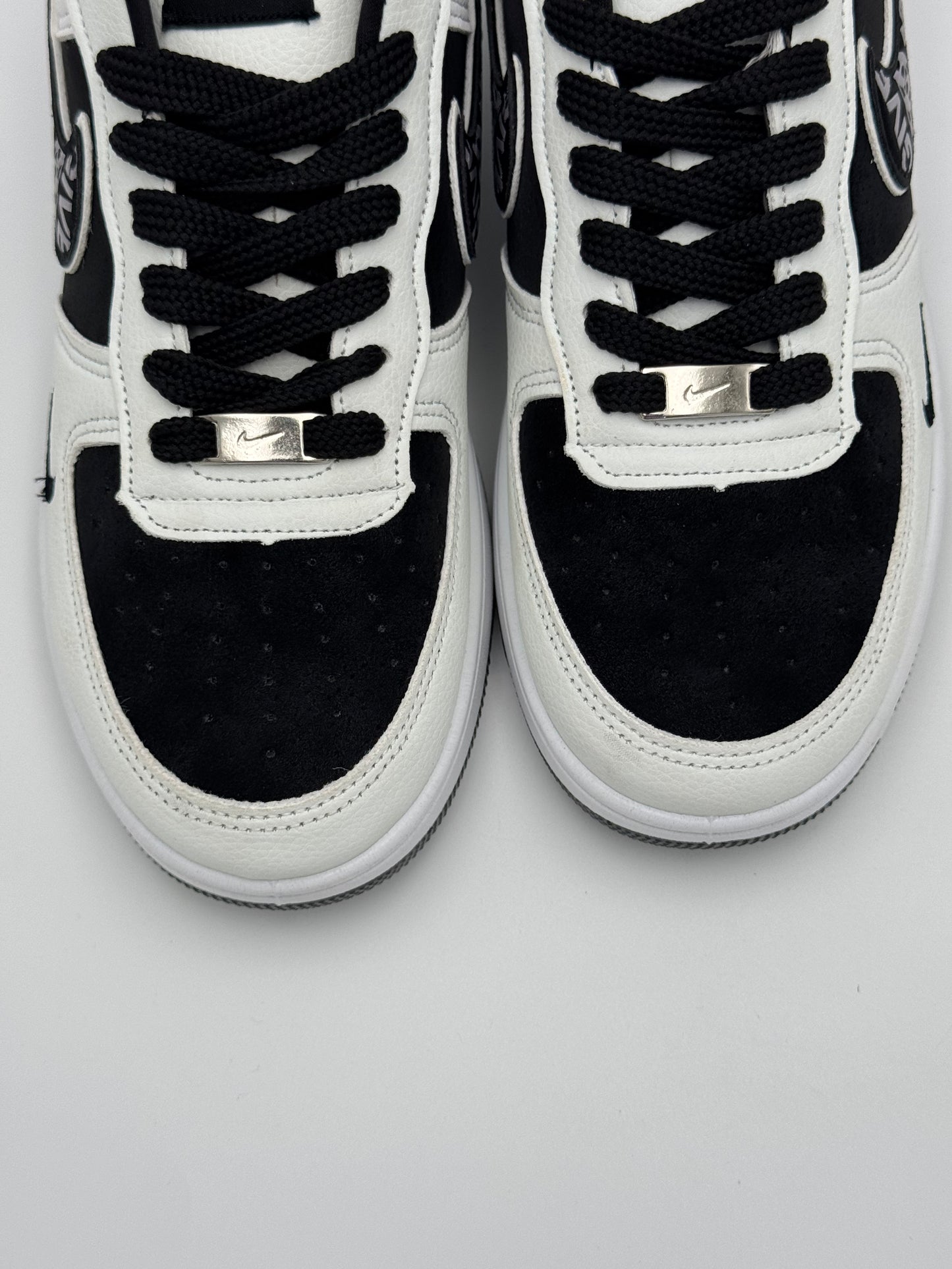 Nike AirForce 1 &Givenchy "GIVE"