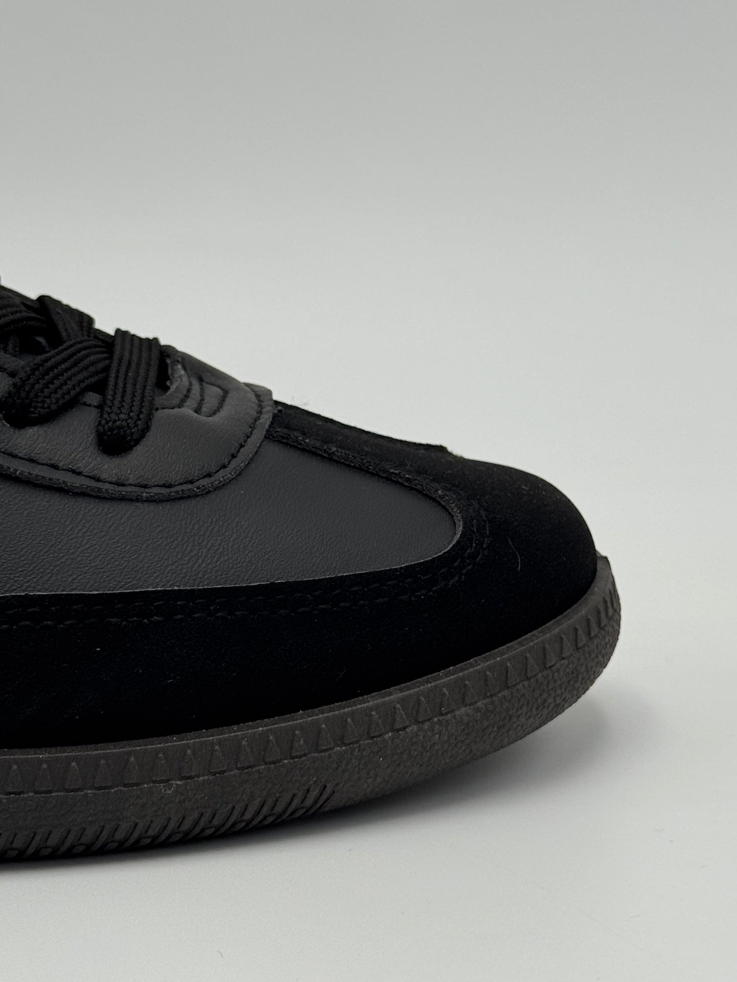 Adidas Samba OG " Black Panther"