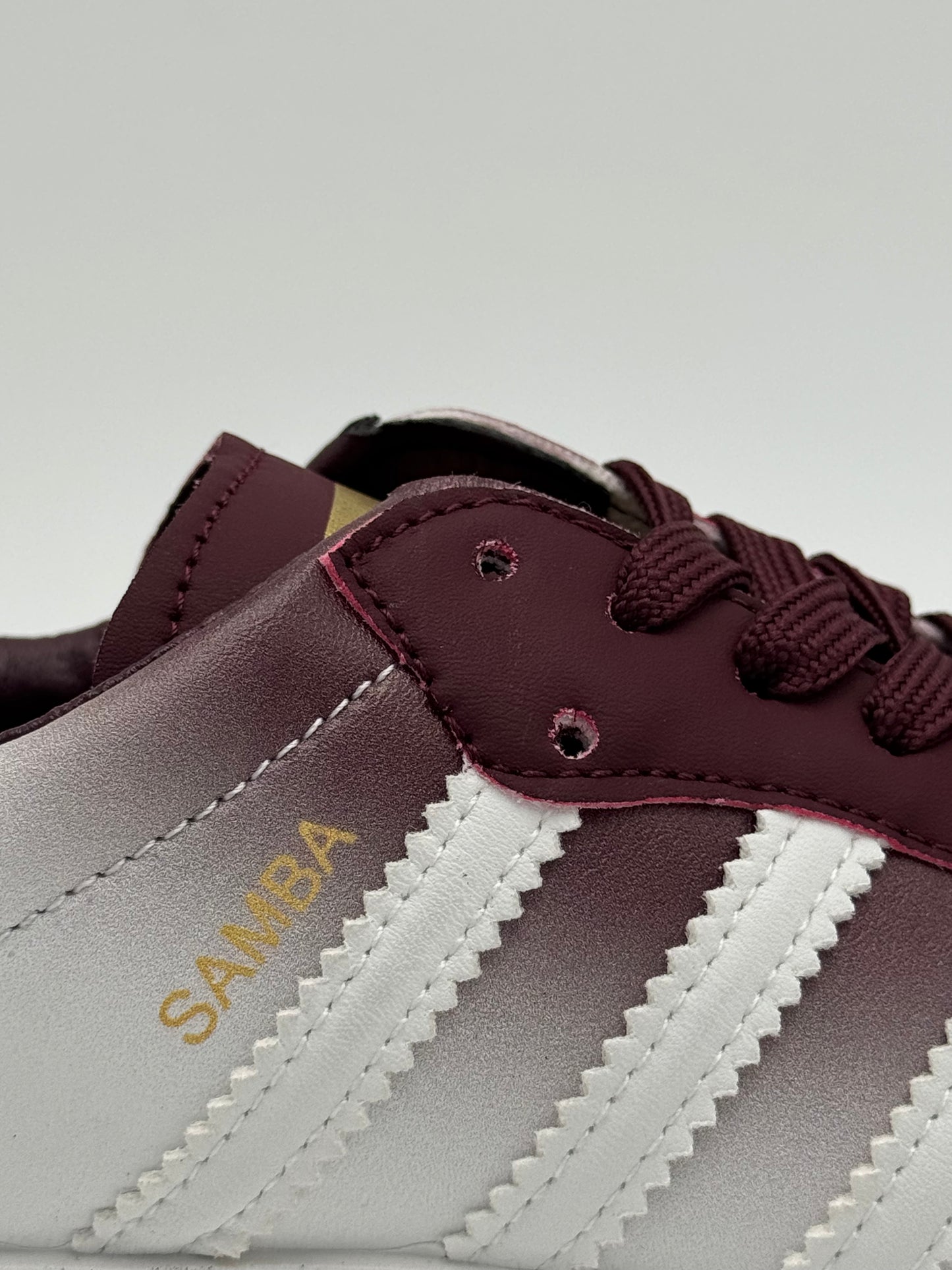 Adidas Samba "burgundy fade"