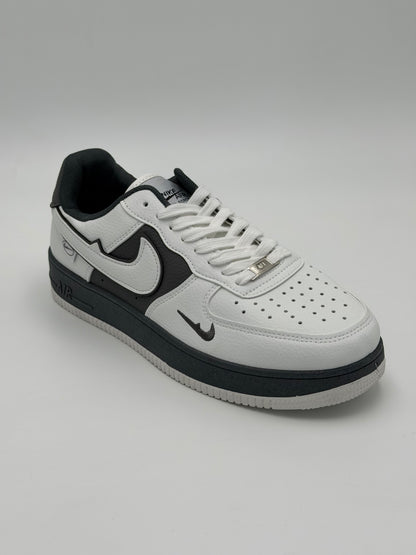Nike Air Force 1 "reversed Panda"