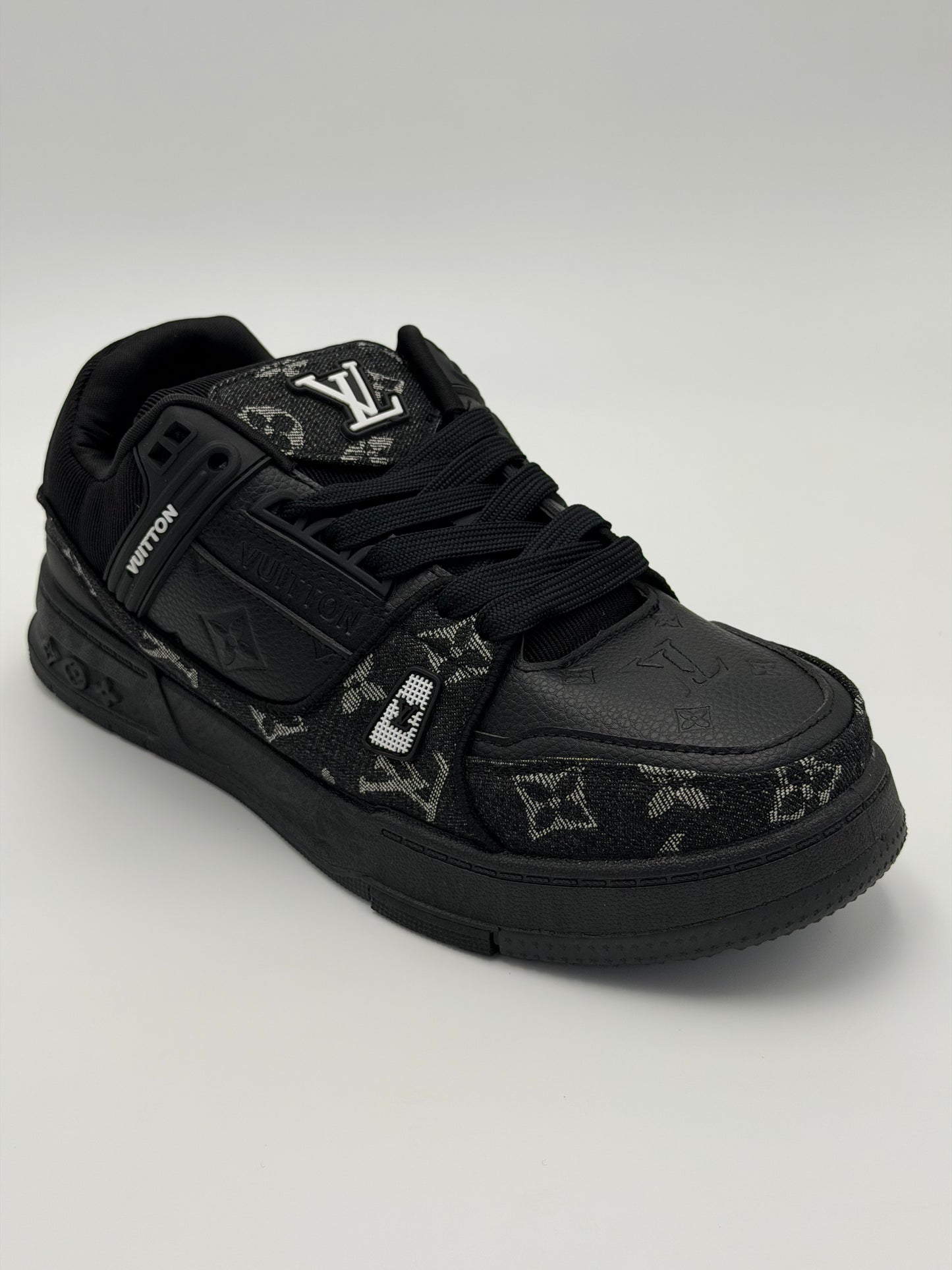 Louis Vuitton LV Trainer "Black Damier denim" (sp)