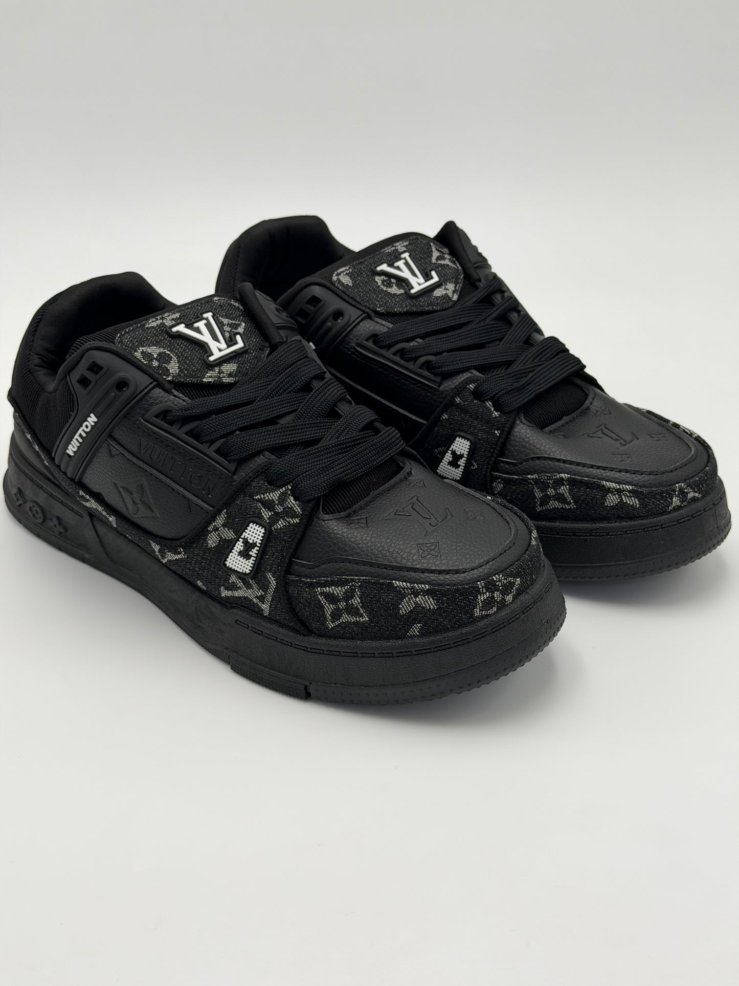 Louis Vuitton LV Trainer "Black Damier denim" (sp)
