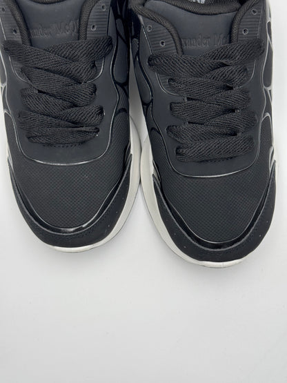 Alexander McQueen Sprint Runner "black panther"