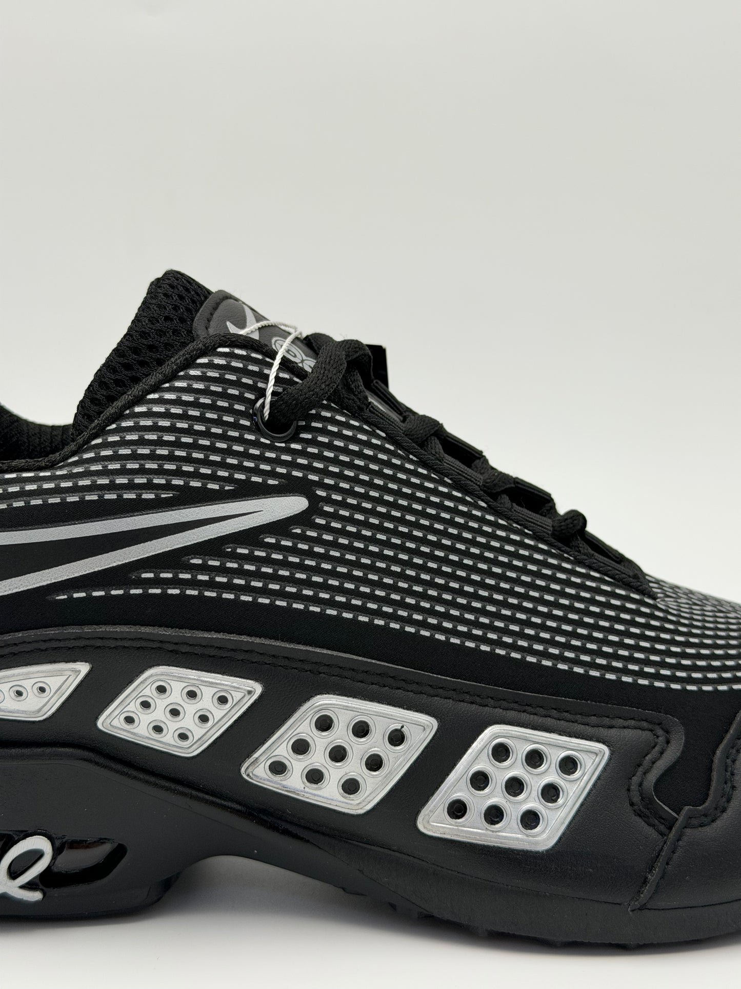 Nike Air Max SNDR "Black"