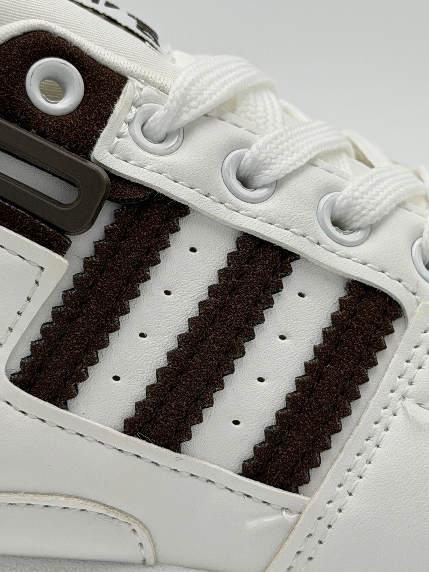 Adidas Forum Low CL Shoes "brown straps"