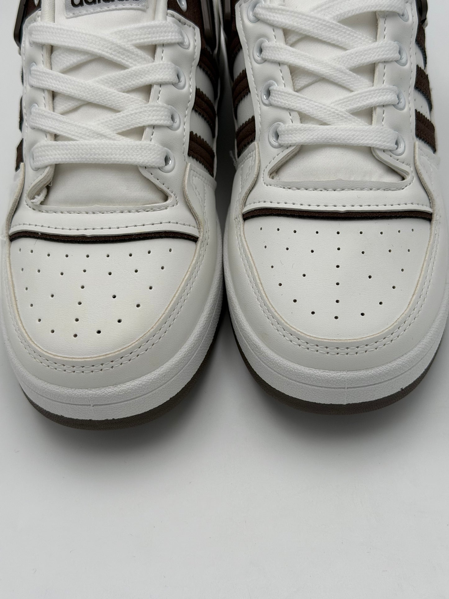 Adidas Forum Low CL Shoes "brown straps"