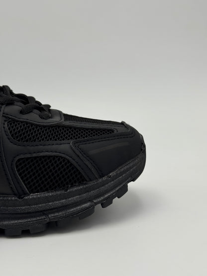 Nike Zoom Vomero 5 "Black Cat"