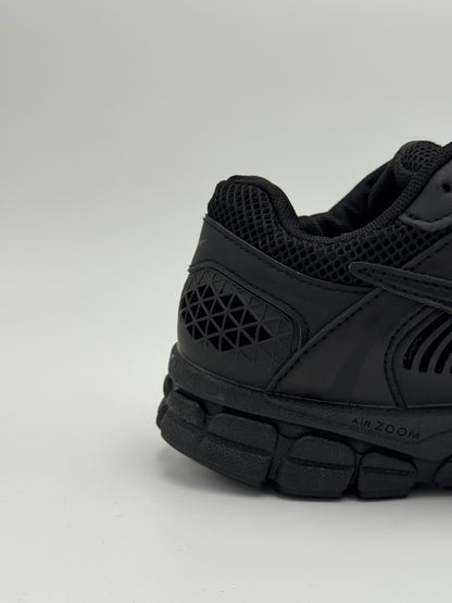 Nike Zoom Vomero 5 "Black Cat"