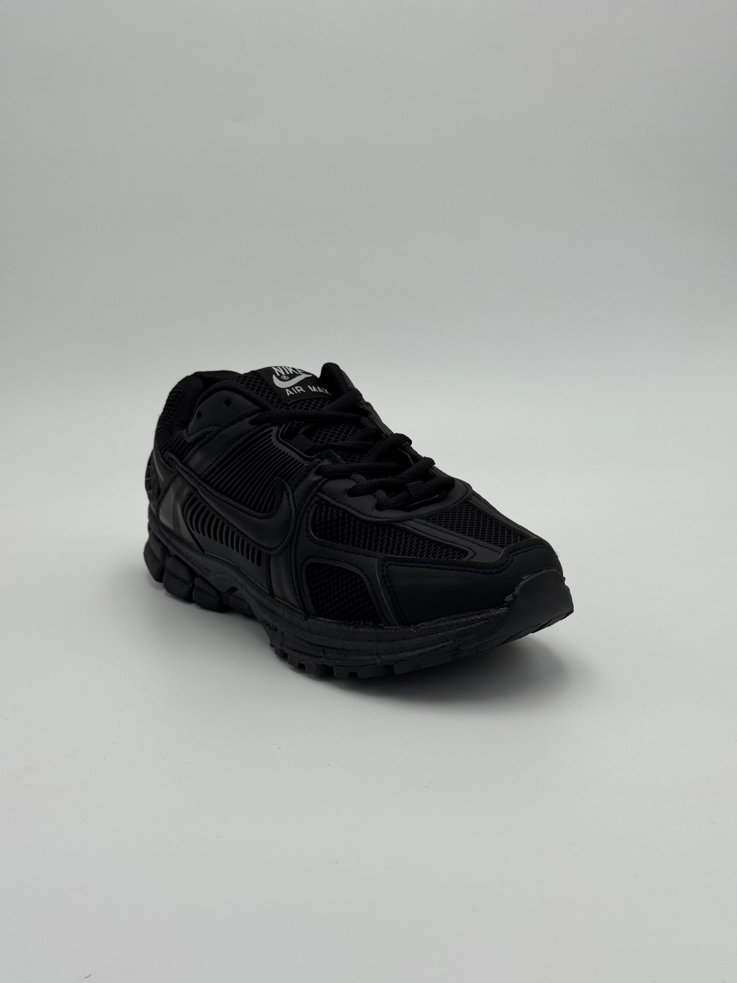 Nike Zoom Vomero 5 "Black Cat"