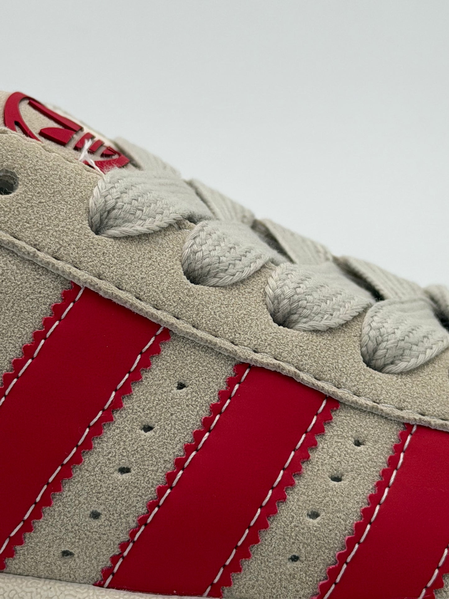 Adidas Campus OOs "beige& red"
